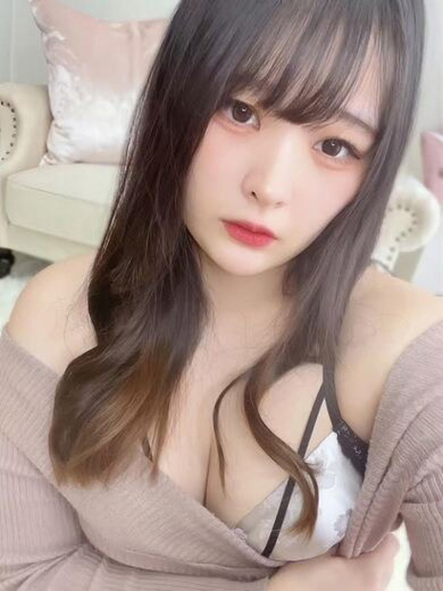 すずか（RED ROOM（レッドルーム））