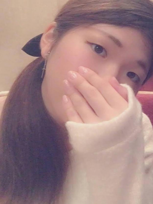 よつば(RED ROOM(レッドルーム))