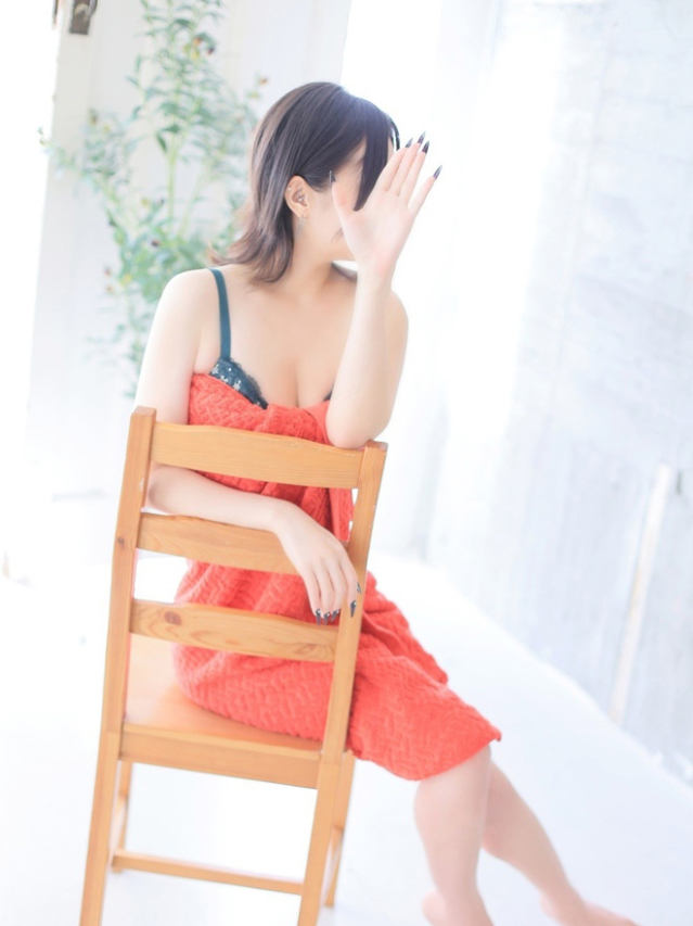 いよ（RED ROOM（レッドルーム））