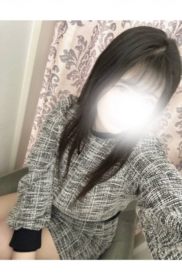 かれな（レンタル彼女）