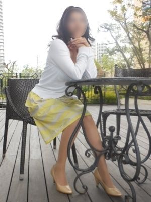 人気の奥様の久々の出勤です