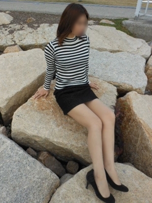 （ロダン）タバコを吸わない素敵な熟女さん大募集！！