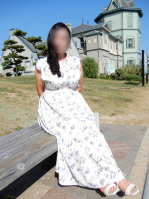 （ロダン）タバコを吸わない素敵な熟女さん大募集！！