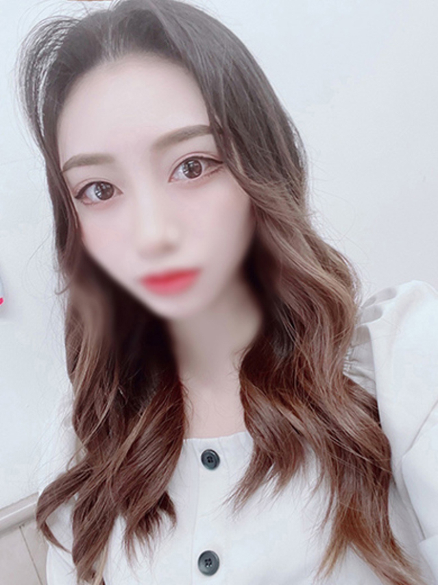 虹野　あまね（クラブブレンダ西中島・新大阪・南方店）