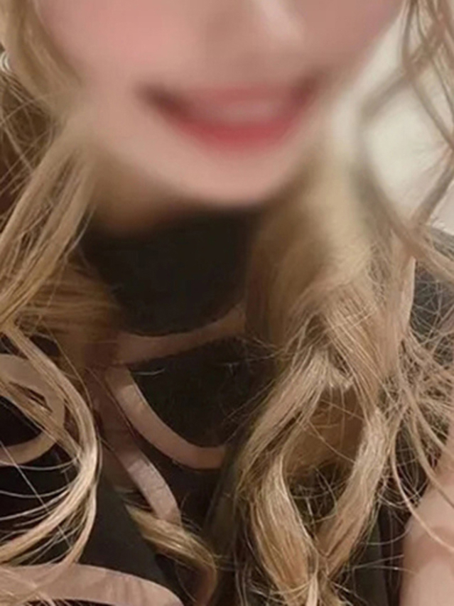 輝　ひかり（クラブブレンダ西中島・新大阪・南方店）