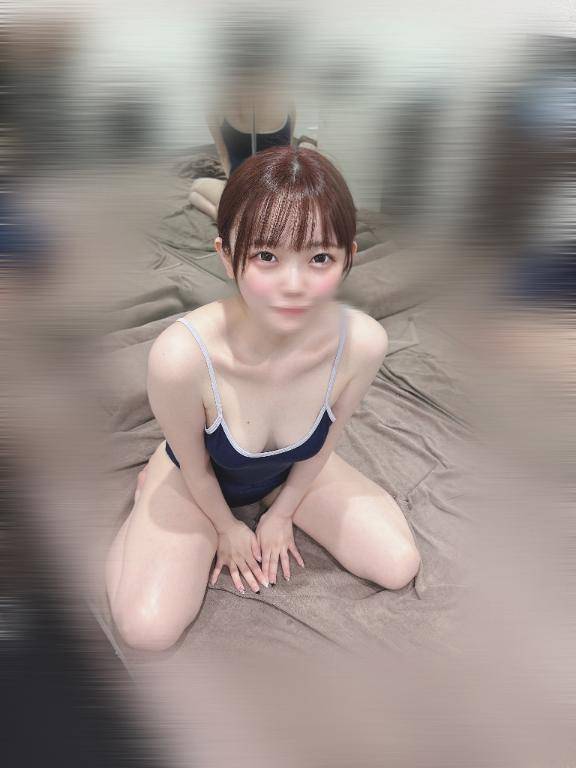 美白➕美乳🩷みんなびっくり‼️👀