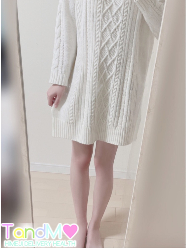 ゆの（イキまくり敏感女子大生）