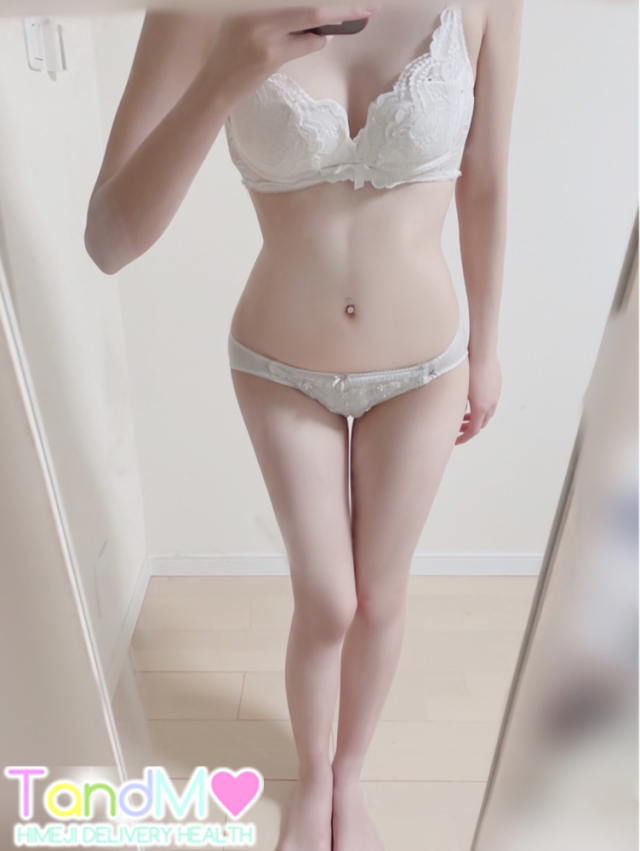 ゆの（イキまくり敏感女子大生）