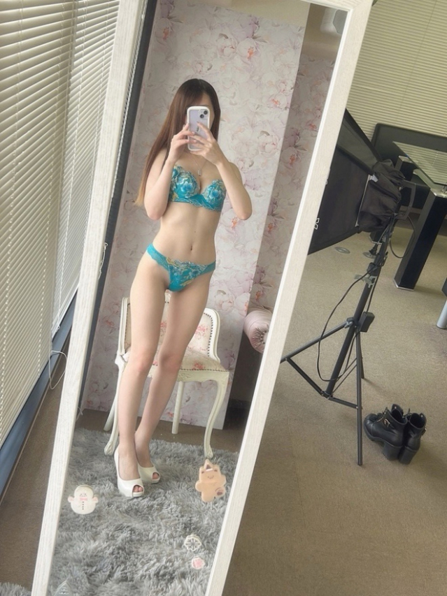 リツキ（シロウト専門店 姫路Queen）