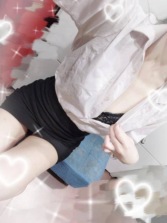 ﾓﾁ( っ)•ω•(ｃ ) ﾓﾁ♡.゜