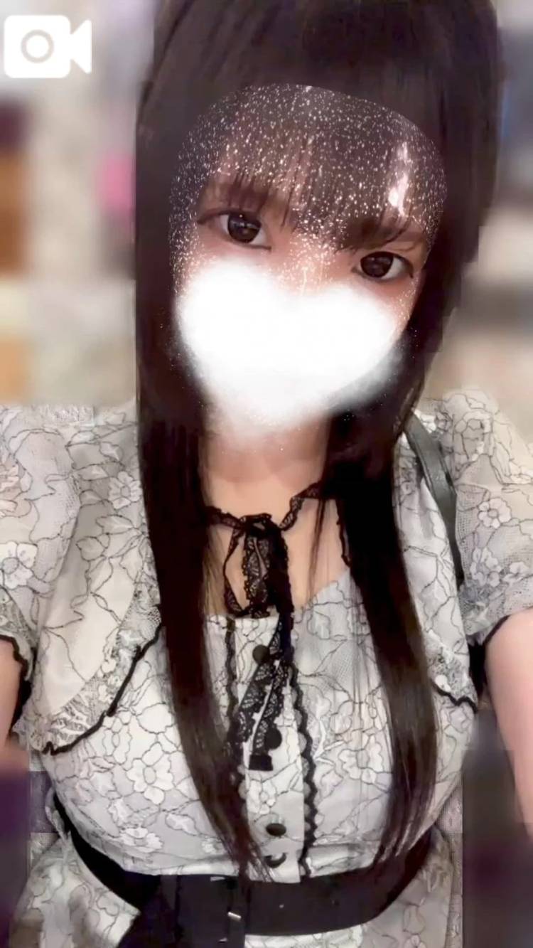 ᴗ  ̫ ᴗ💭💕
