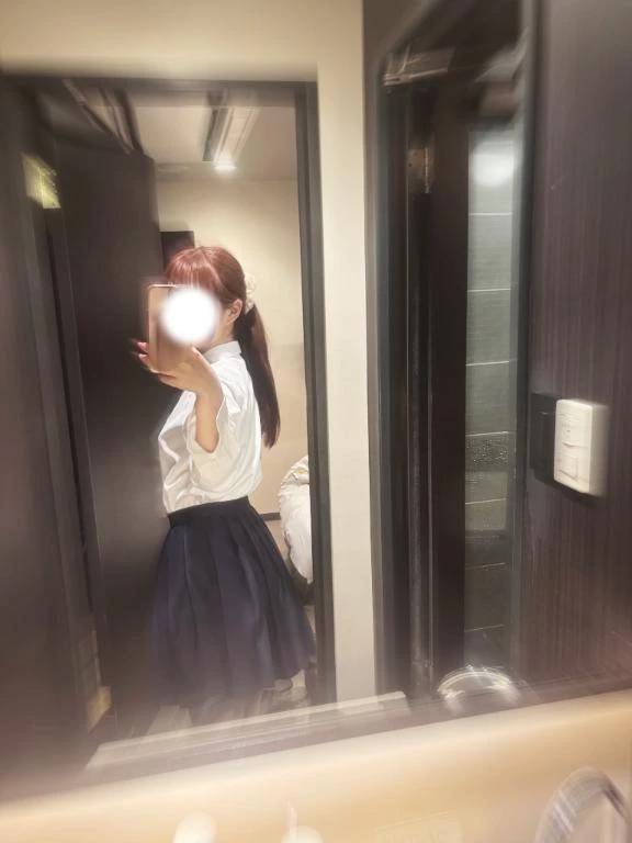 出勤しますᥫᩣ  ̖́-