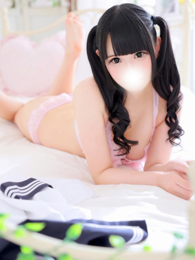 ひな（秋葉原コスプレ学園）