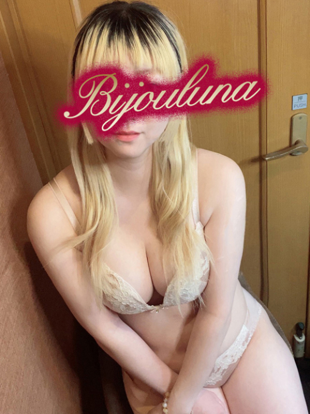 あすか（BIJOULUNA-ビジョルナ-）