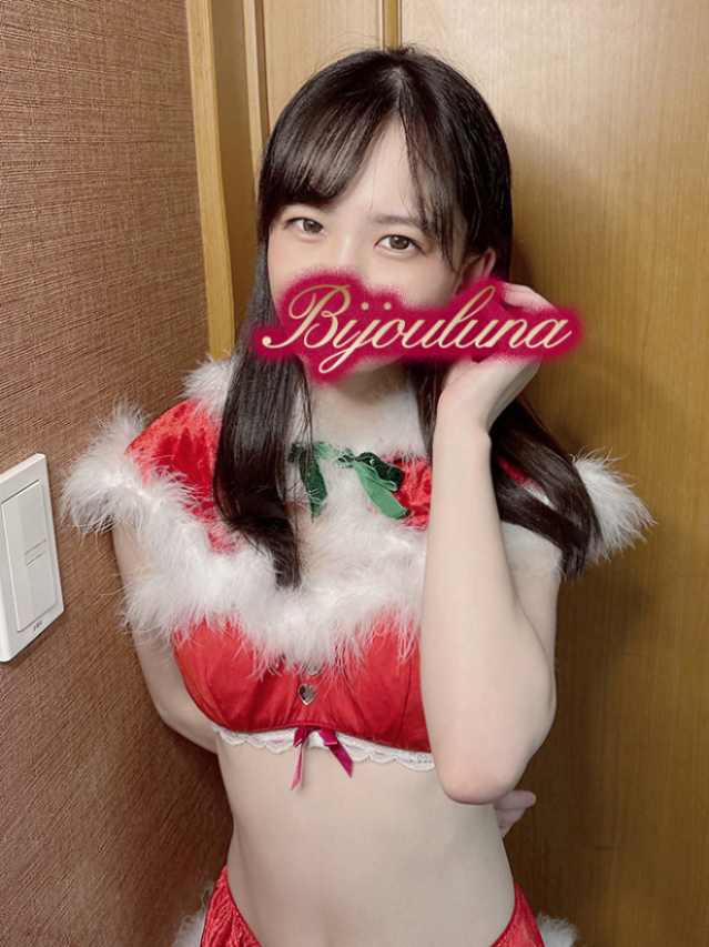 りり（BIJOULUNA-ビジョルナ-）