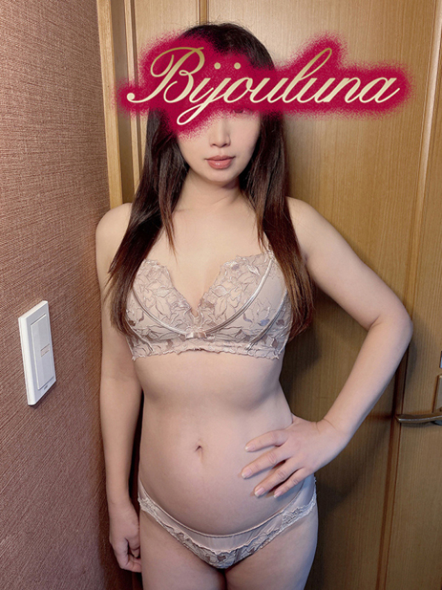 さな（BIJOULUNA-ビジョルナ-）