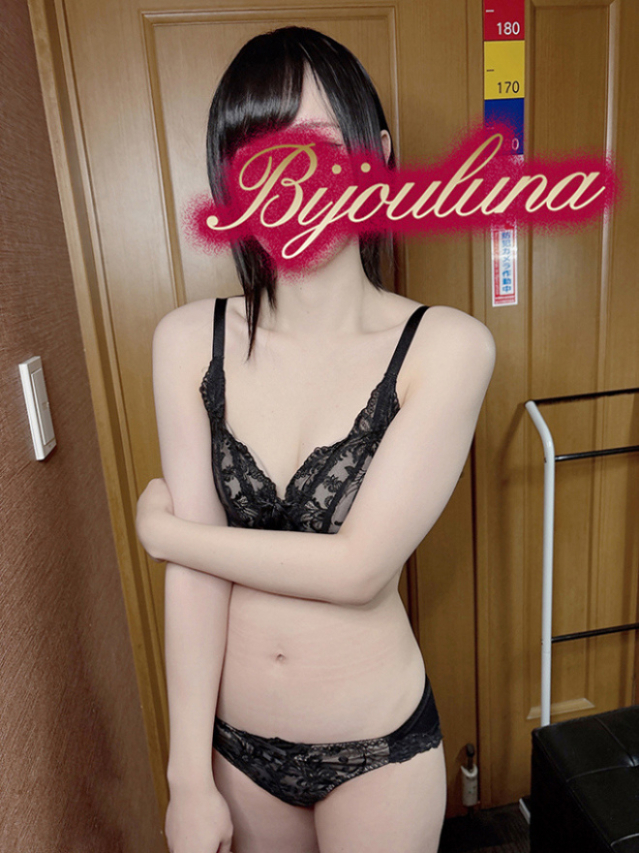 もえか（BIJOULUNA-ビジョルナ-）