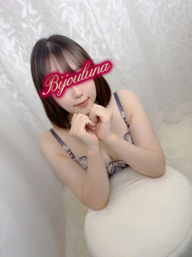 めい(BIJOULUNA-ビジョルナ-)