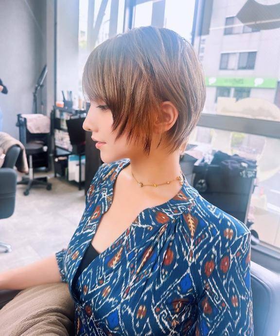 美容院オープンと同時に朝から入れてもらった💙