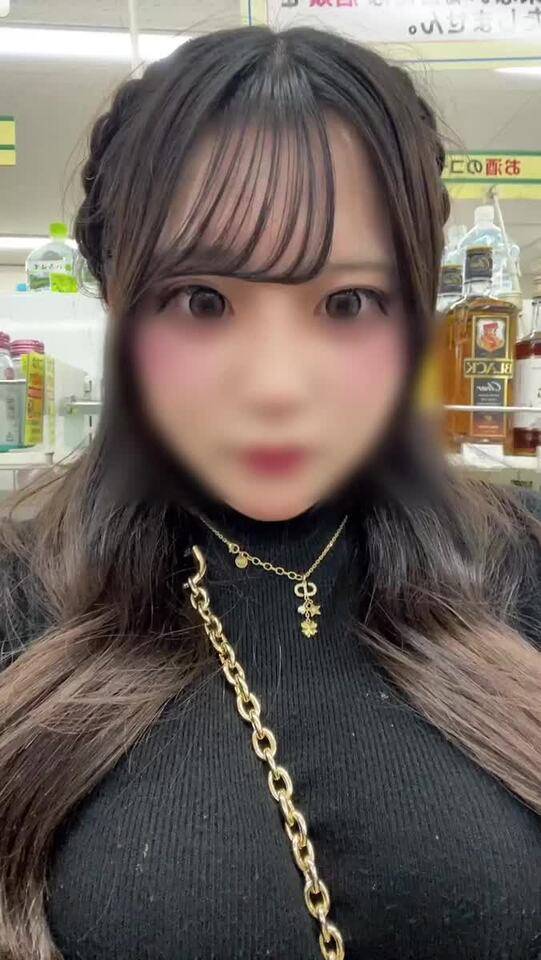 ひみつ(⁎ᴗ͈ˬᴗ͈⁎)