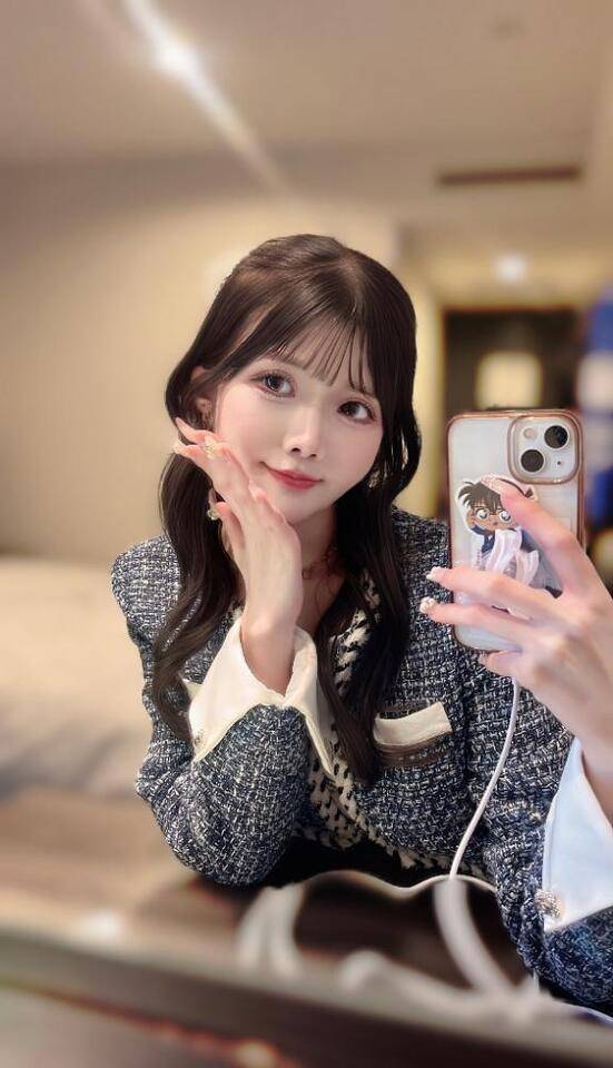 みんなのを丁寧に舐めるあいすです♡