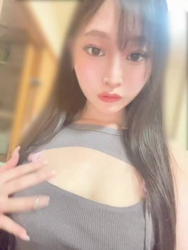 もう我慢できない…触れていい？
