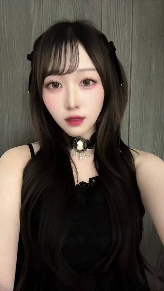 TikTokᕷ*.°
