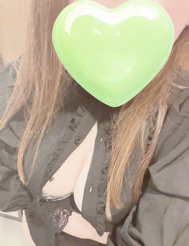 かわいいブラウス…🤭
