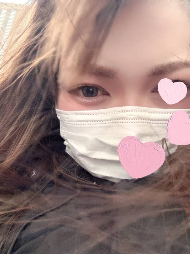 風で遊ばれてる私😵‍💫🍃