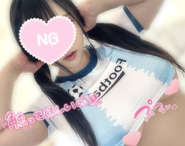 下乳…ちらっ💓🔞