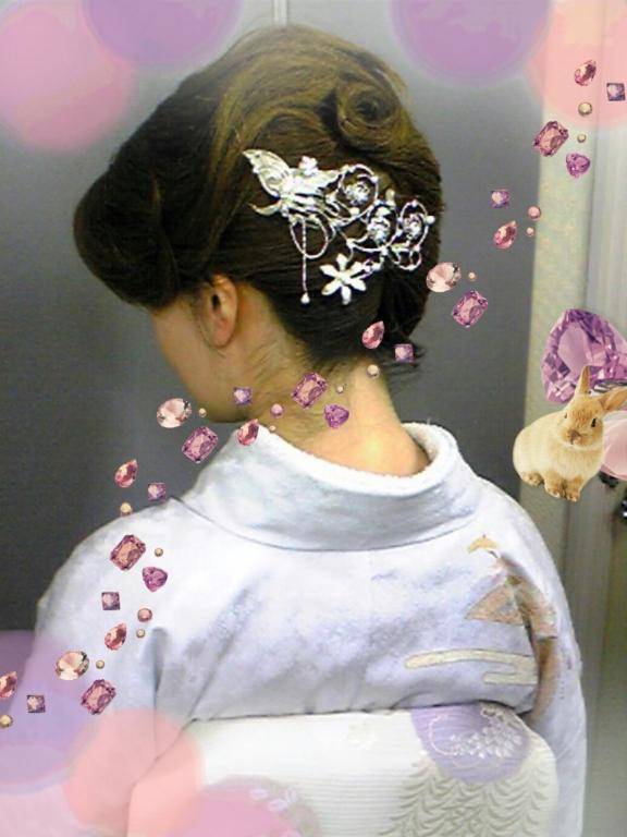 カウンターに女の子がいる惣菜屋？