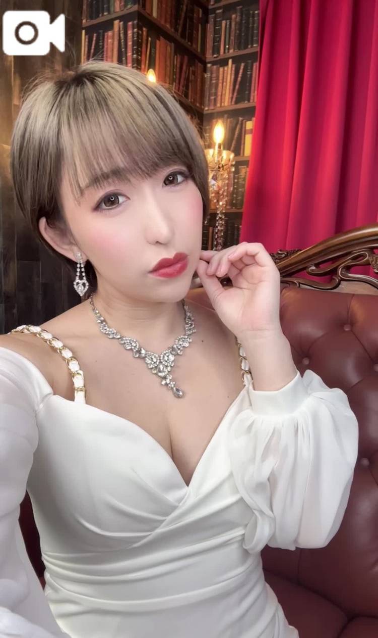 ​​​​​​​🎂みんなに愛されて…感謝の気持ちでいっぱいです🥺❤️