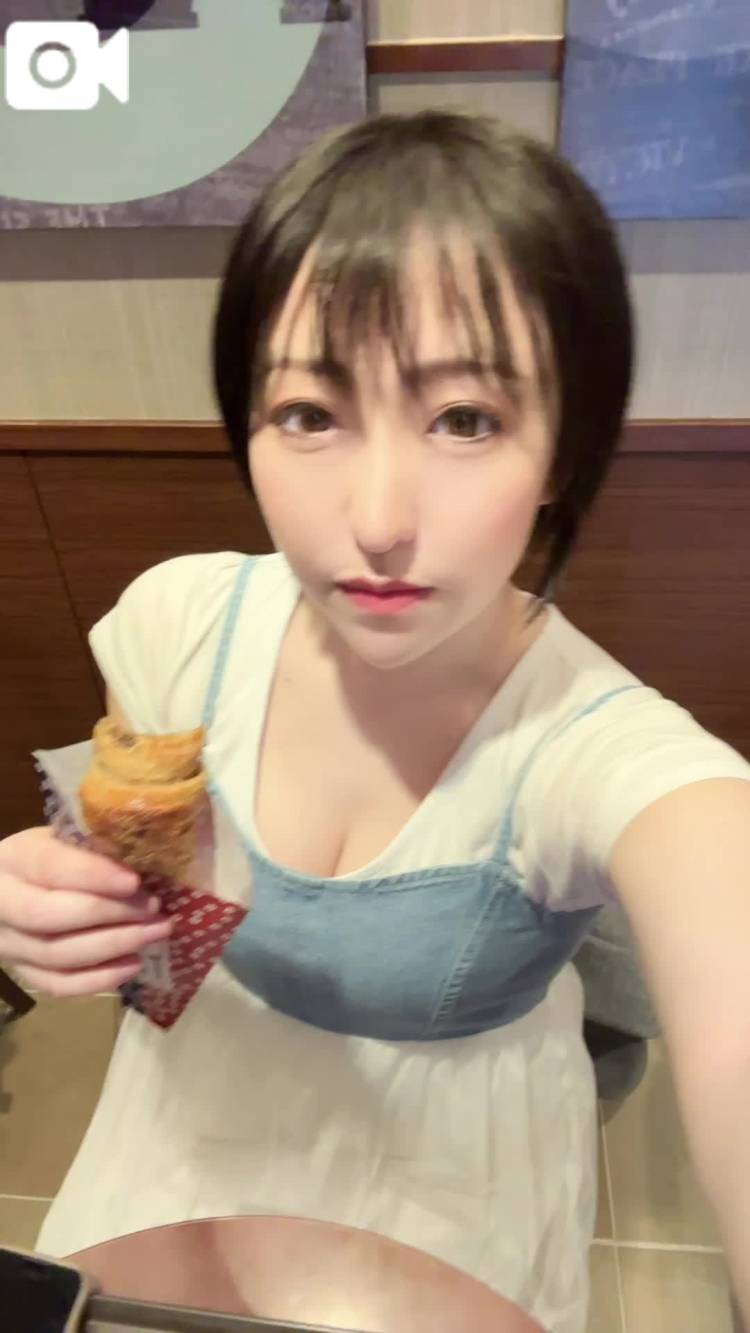 “顔を触られるのが嬉しい”は、人それぞれ。