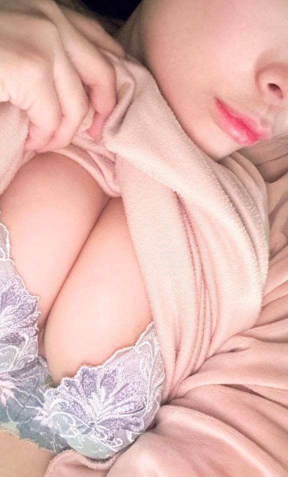 ぷるん🩷あけましておめでとうございます🙂‍↕️🎍