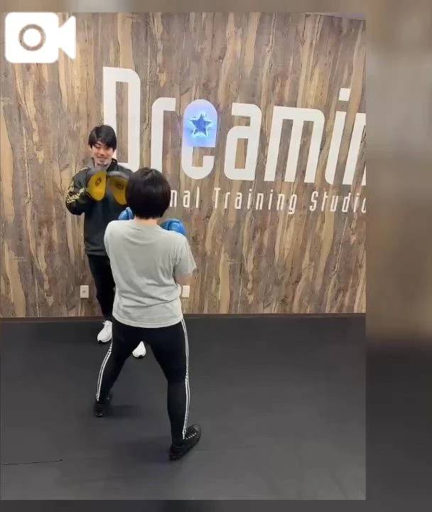 ​​​​​​​🥊キックでKOされたのは…私の膝でした🤣🩷