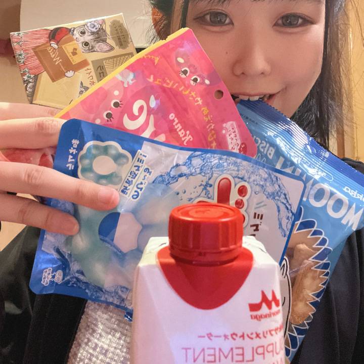 甘いのに囲まれてしあわせ💞