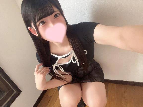 見えそうで見えない
