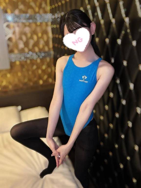 水着×黒パンスト