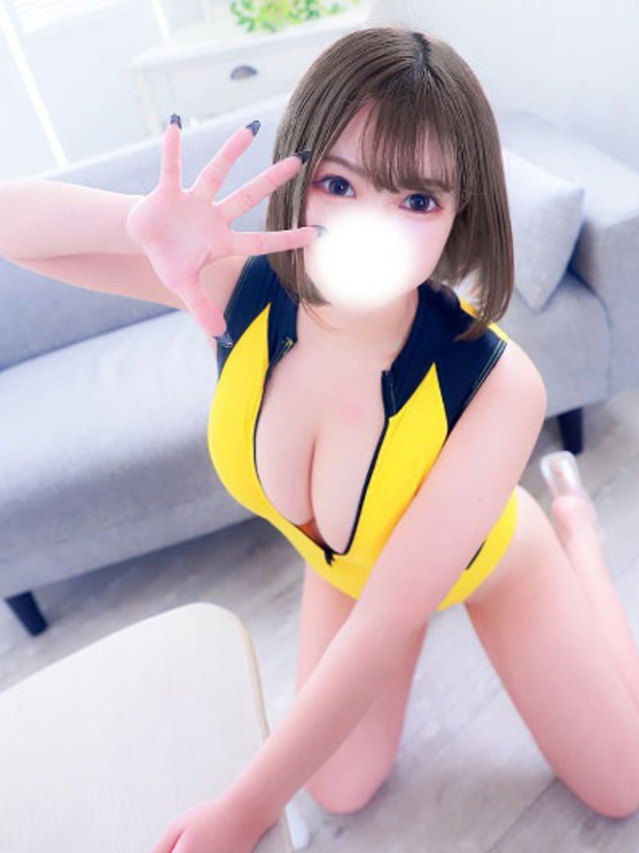 【まろん】やみつき巨乳美女（コーチと私とビート板・・・）