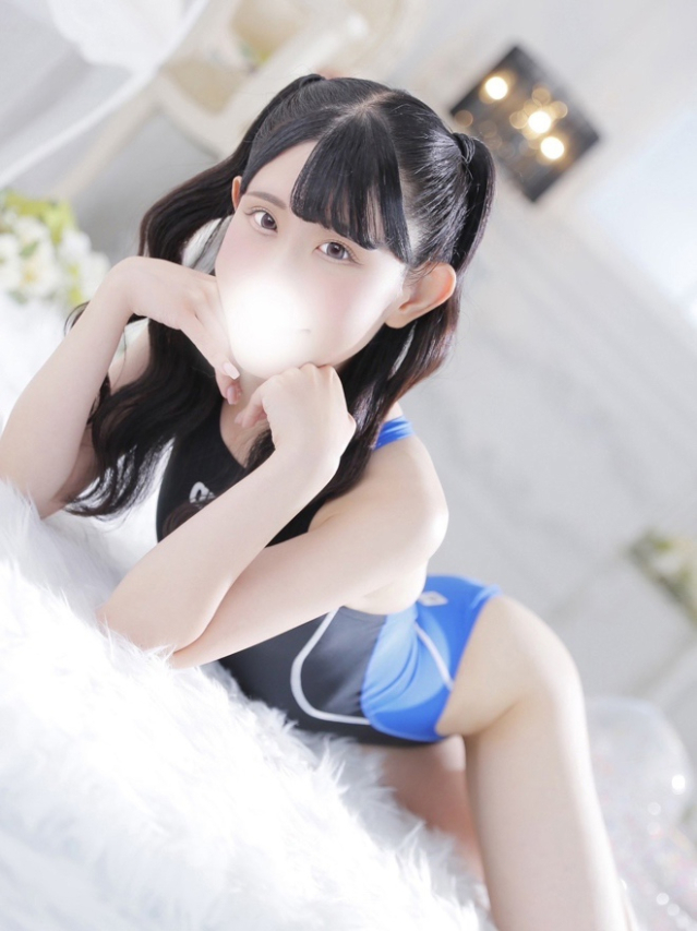 【ありす】黒髪妹系美女(コーチと私とビート板・・・)