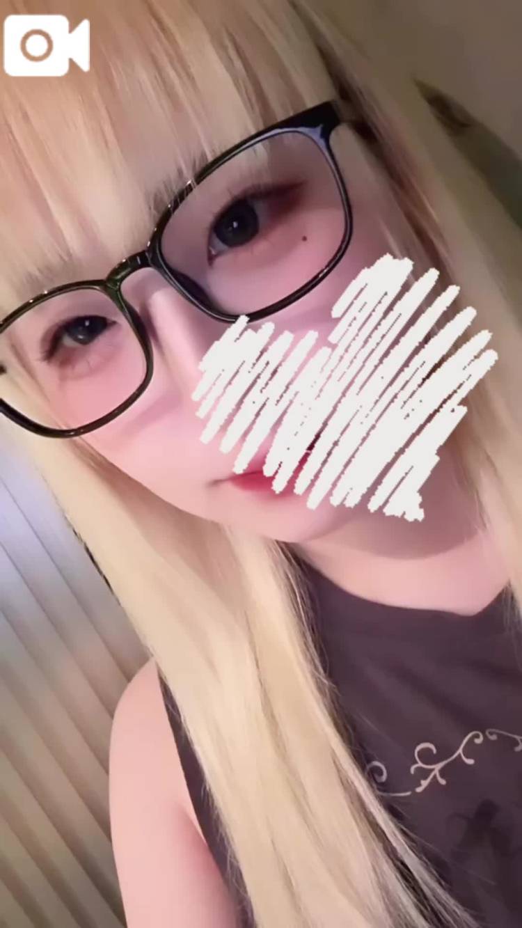 (σ・ㅅ・)σﾁｮﾝﾁｮﾝ