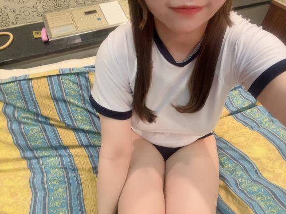 ねえねえ、？