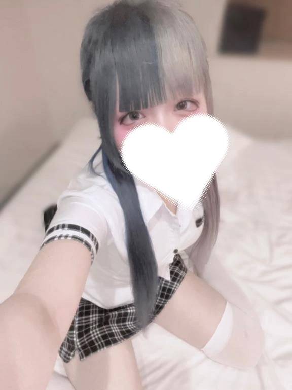制服、!