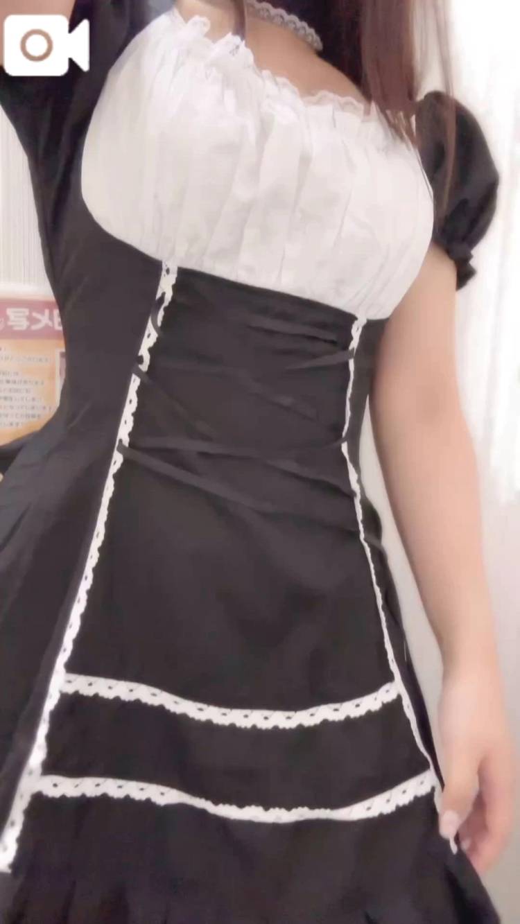 ミニスカメイドはお好き…？