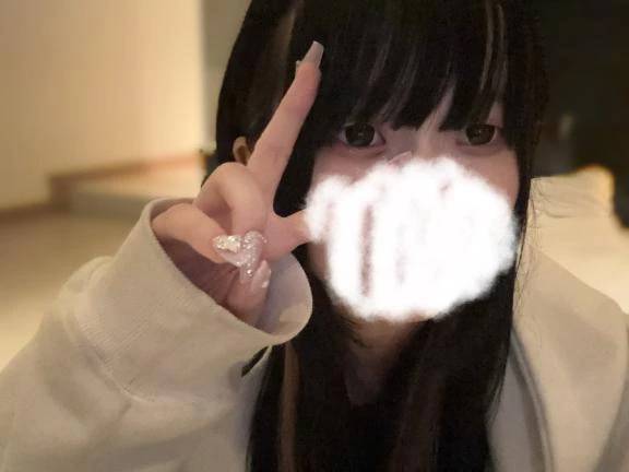 スーツのお兄さん