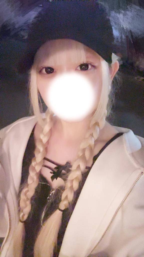 出勤してます❕