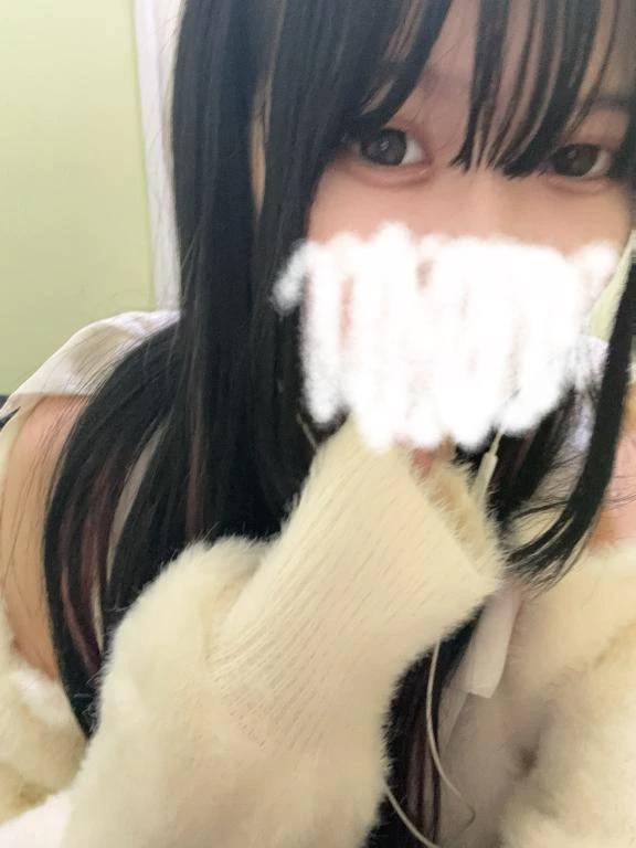 肌寒いより寒い？