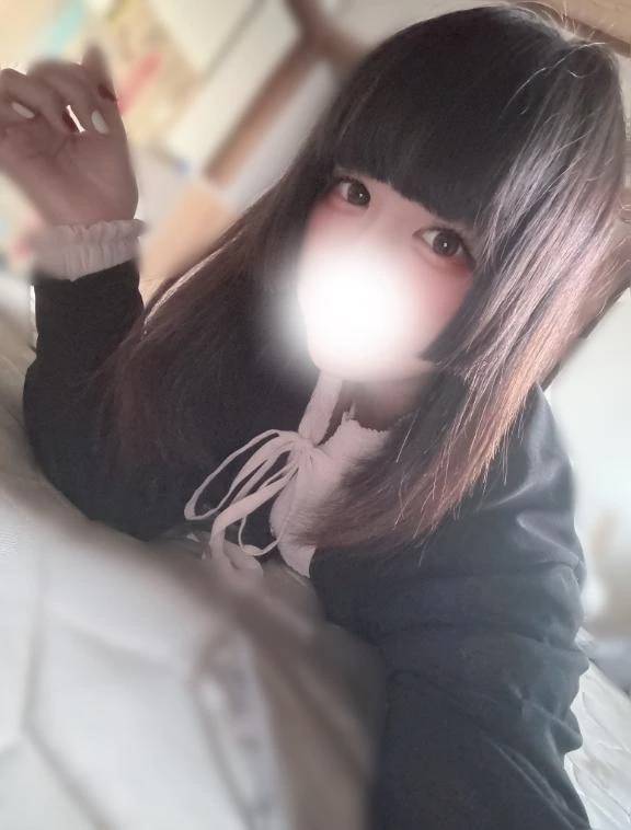 はじめまして(*´°`*)