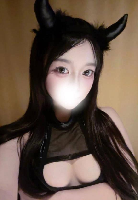 今日も出勤してます💞