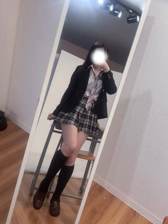 ゆり10時まで居るから逢いに来て💞💞